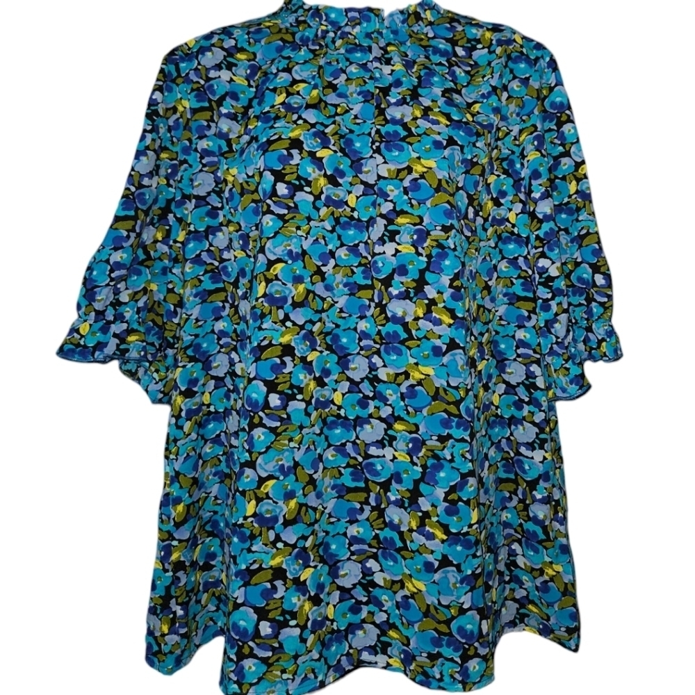 NWT BTFBM High Neck Ruffle Short Sleeve Top